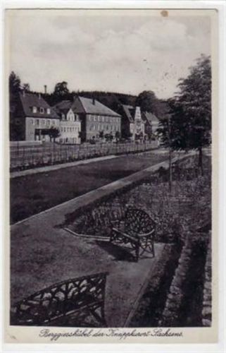 Kurort Berggießhübel Bad Berggießhübel mit Hauptstraße u. Gasthaus Goldener Stern gelaufen von 1943. Leicht bügig, leicht fleckig, sonst gut erhalten.