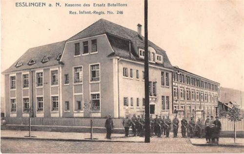 Esslingen am Neckar. Kaserne des Ersatz Bataillons Res. Infant.-Regts. No. 246. Feldpost Leicht fleckig, sonst gut erhalten
