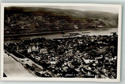 Bingen Fliegeraufnahme des Ortes mit Basilika St. Martin