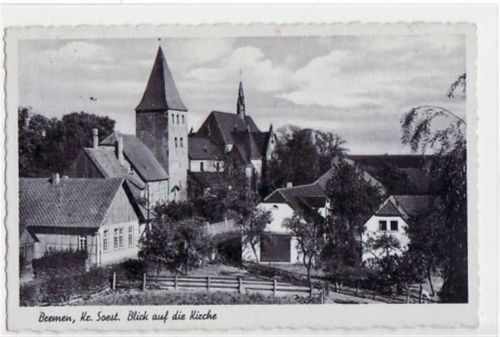 Bremen, Krs. Soest mit Blick auf die Kirche gelaufen, mit Marke und Stempel von 1942. Leicht bügig, leicht fleckig, sonst gut erhalten