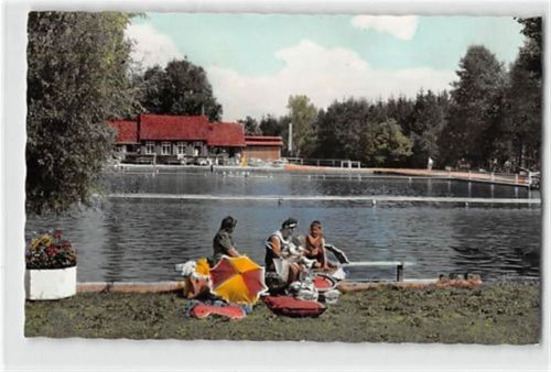 Rodach bei Coburg. Schwimmbad gelaufen. Gute Erhaltung.