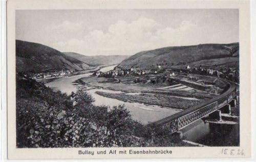 Bullay Bullay und Alf mit Eisenbahnbrücke. ungelaufen handschriftliches Datum von 1926. Gute Erhaltung.