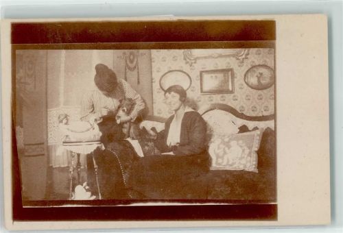 Frauen Hund Interieur