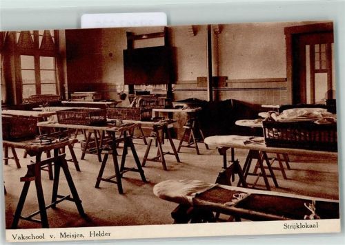 Den Helder 1925 Vakschool Berufsschule Strijklokaal Bügelzimmer Beruf AK