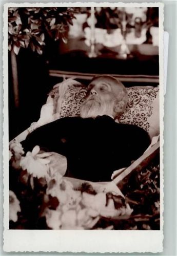 Totenbett Friedhof