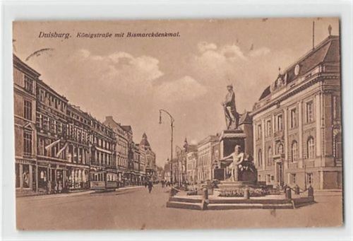 Duisburg Duisburg. Königstraße mit Bismarckdenkmal und Straßenbahn gelaufen. Marke entfernt, Abrißspuren. Leichte Stempelspuren, leicht fleckig, sonst gut erhalten