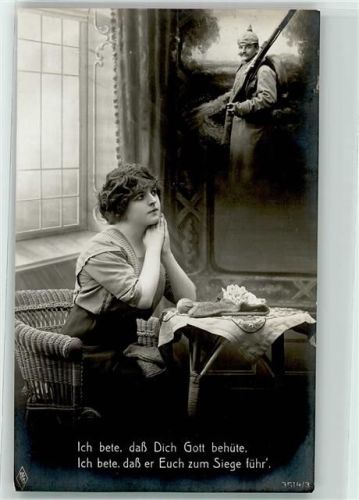 Frau Daheim im Gebet AK Christliche Propaganda 1915 Foto AK