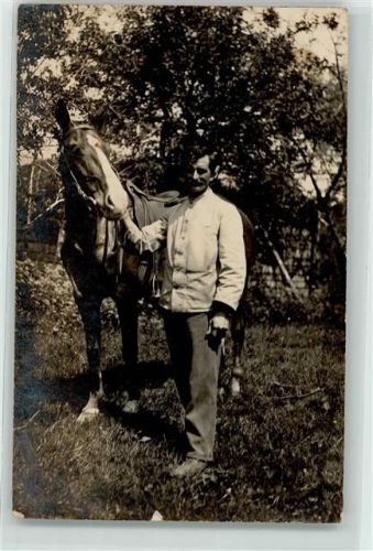 WK I Soldat mit einem Pferd AK