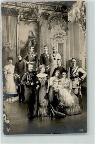 Die Kaiserfamilie AK