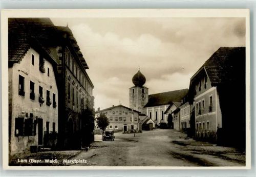 Lam Marktplatz Kirche