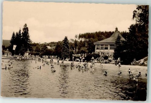 Auerbach OT. Brunn Schwimmbad