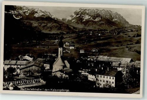 Reit im Winkl Kaisergebirge Kirche St. Pankratius