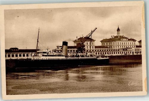 Calais La Gare Maritime et la Malle
