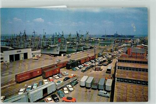 Norfolk Naval Base Marine Hafen Kriegsschiff Auto Eisenbahn Verladekran