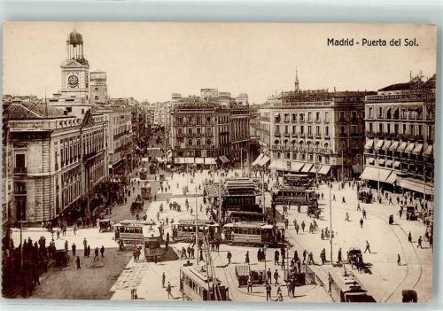 Madrid Puerta del Sol Straßenbahn Oldtimer