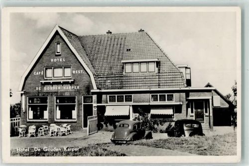 Ursem Hotel de Gouden Karper Oldtimer