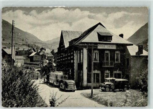 Lleida Hotel Lacreu Salardu al fondo Valle de Aran O'ldtimer Omnibus