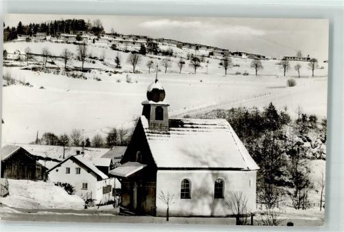 Grafenau Familienferiendorf Berlin Blick von Grüb zum Feriendorf Schnee Winter Kapelle