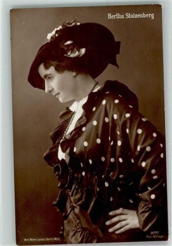 1915 Hertha Stolzenberg