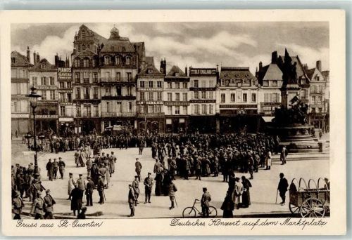 Saint-Quentin 1915 Deutsches Konzert auf dem Marktplatz Uniform Fahrrad