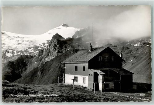 Finkenberg Tuxerjochhaus mit Olperer