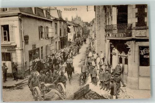 Vouziers 1916 Soldaten Fahrrad