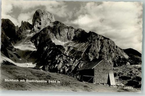 Stuhlalmhütte Stuhlloch mit Bischofsmütze 2454 m