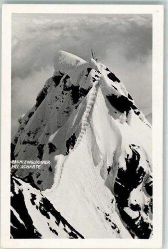 Erzherzog Johann Hütte Kleinglockner mit Scharte Hüttenstempel