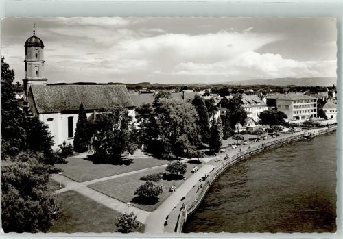Langenargen mit Promenade und Kath. Pfarrkirche St. Martin