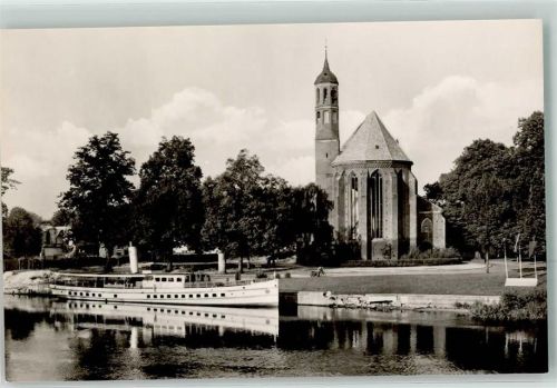 Brandenburg Salzhof mit Johanniskirche Dampfer