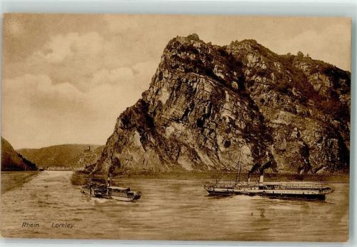 Loreley mit Rheinschifffahrt