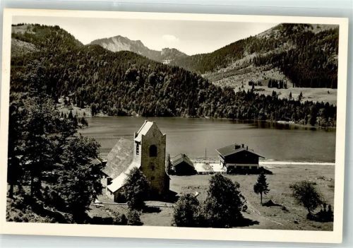 Spitzingsee Kirche St. Bernhard und Gasthof Hüttenstempel