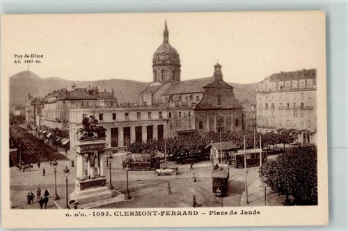 Clermont-Ferrand Place de Jaude Straßenbahn Oldtier