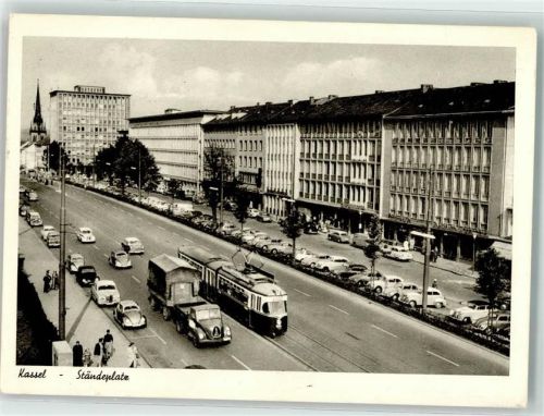 Kassel Ständeplatz Straßenbahn VW Käfer