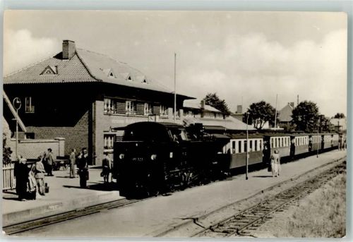 Kühlungsborn Bahnhof mit Dampflok Molly