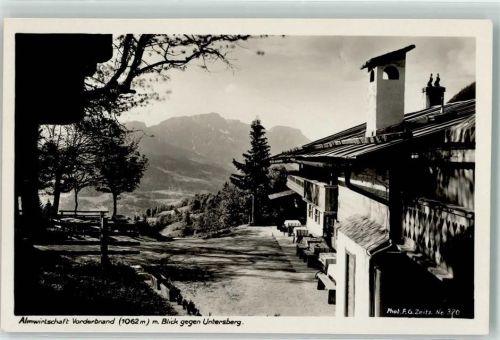 Berchtesgaden Almwirtschaft Gasthaus Vorderbrand 1062 m Blick gegen Untersberg