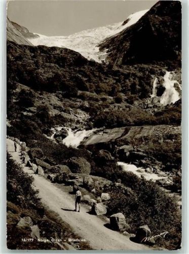 Stryn Brixdalen Gletscher
