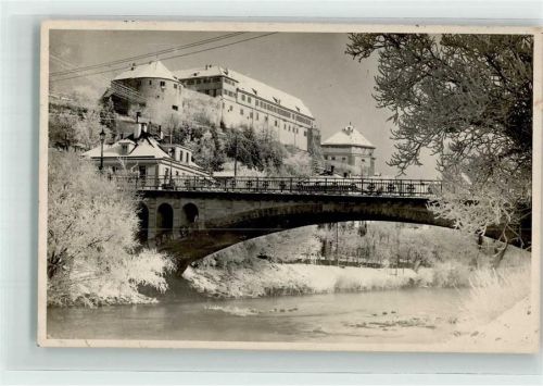 Tübingen Alleenbrücke mit Schloss Hohentübingen im Schnee