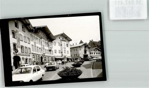 Bad Tölz Marktstraße mit Gasthaus Wienerwald Denkmal Oldtimer Foto Orginal aus Archiv eines Ansichtskartenverlags Ort handschriftlich