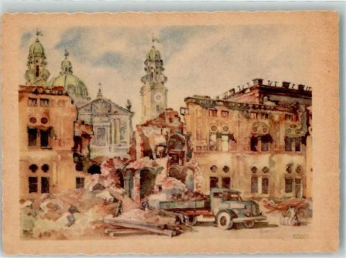 München Kaiserhof der ResidenzTheatinerkirche Auto Zerstörung 1944