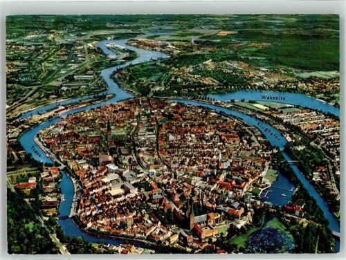 Lübeck Fliegeraufnahme Trave Klughafen Wakenitz