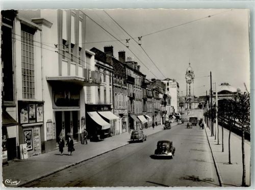 Limoges Bahnhofstraße Oldtimer