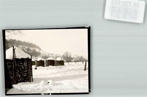 Schwalenberg Aufgeschichtete Holzscheite tief verschneit im Winter Foto Original aus Archiv eines Ansichtskartenverlags Ort handschriftlich