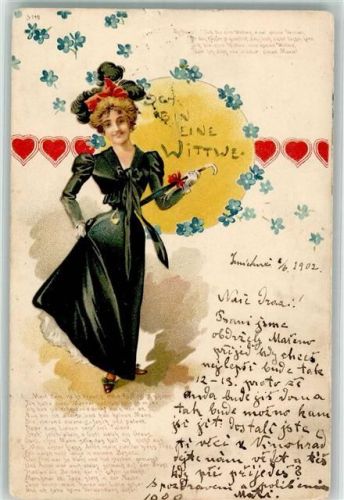 1902 Ich bin eine recht lustige Witwe im schwarzen Kleid mit Wespentaille Vergissmeinnicht Herzen