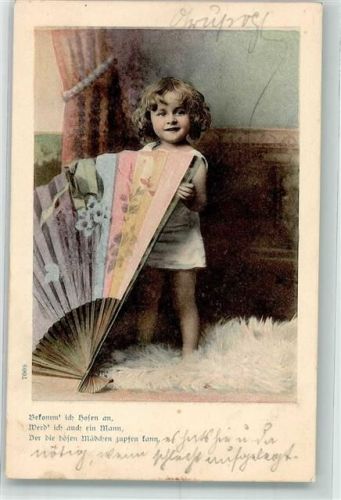 1900 Kind mit einem großen Fächer Lichtdruck