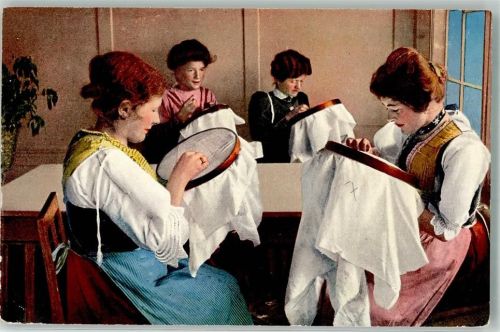 Appenzell 1949 Gruppe Frauen mit Stickrahmen und Tracht