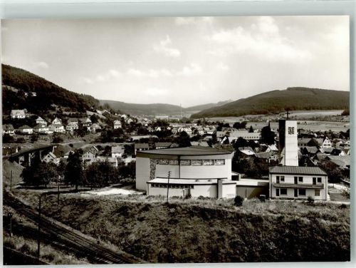 Höchst mit Kath. Kirche im Vordergrund