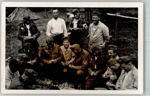 1939 Männer der 4. Kompanie beim Kartoffelschälen irgendwo in Polen Ort handschriftlich