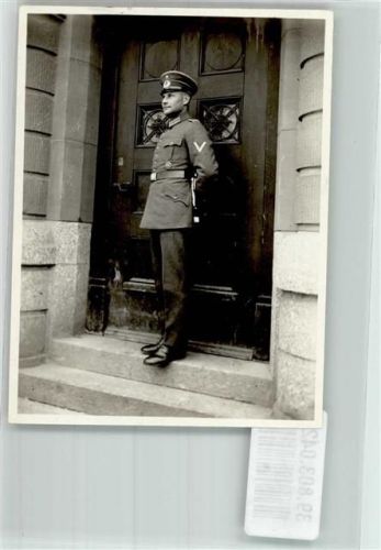 1928 Ein deutscher Gefreiter in Uniform mit Portepee
