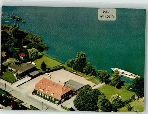 Niederkleveez Fliegeraufnahme vom Gasthaus Fährhaus Niederkleveez am Dieksee
